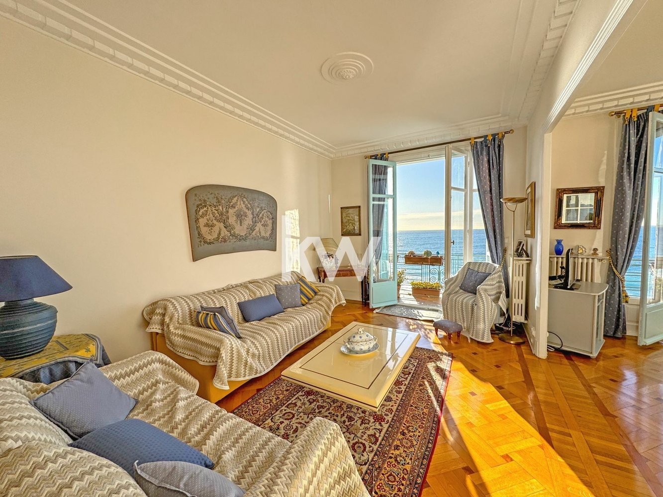 Property photo in Carre d'Or