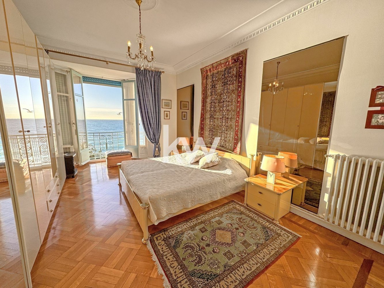 Property photo in Carre d'Or