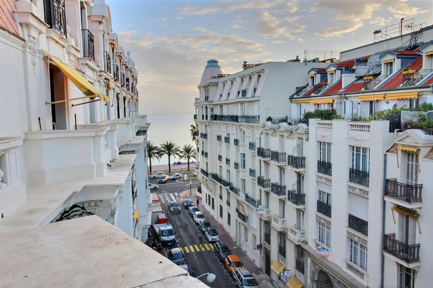 Property photo in Carre d'Or