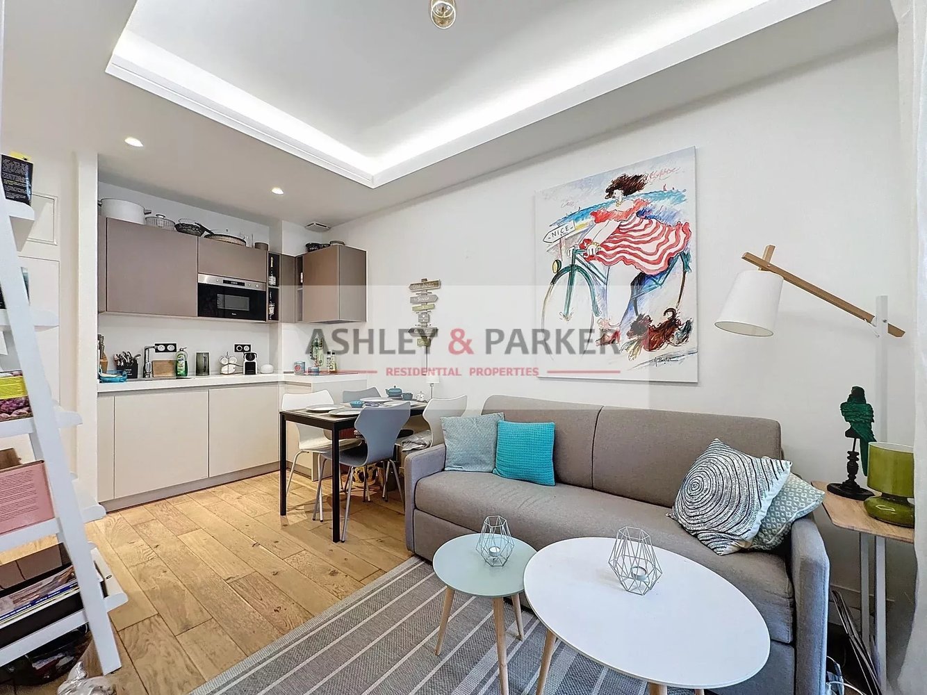 Property photo in Carre d'Or