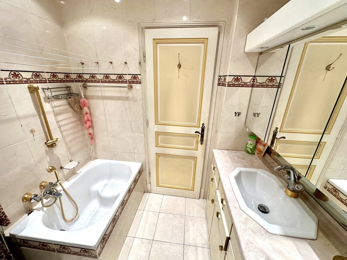 Property photo in Musicians Quarter