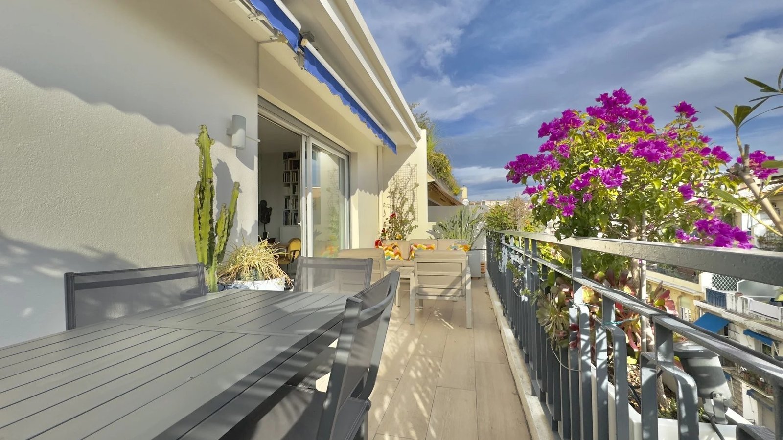 Property photo in Musicians Quarter