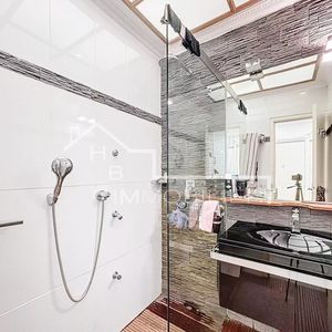 Property in Musicians Quarter