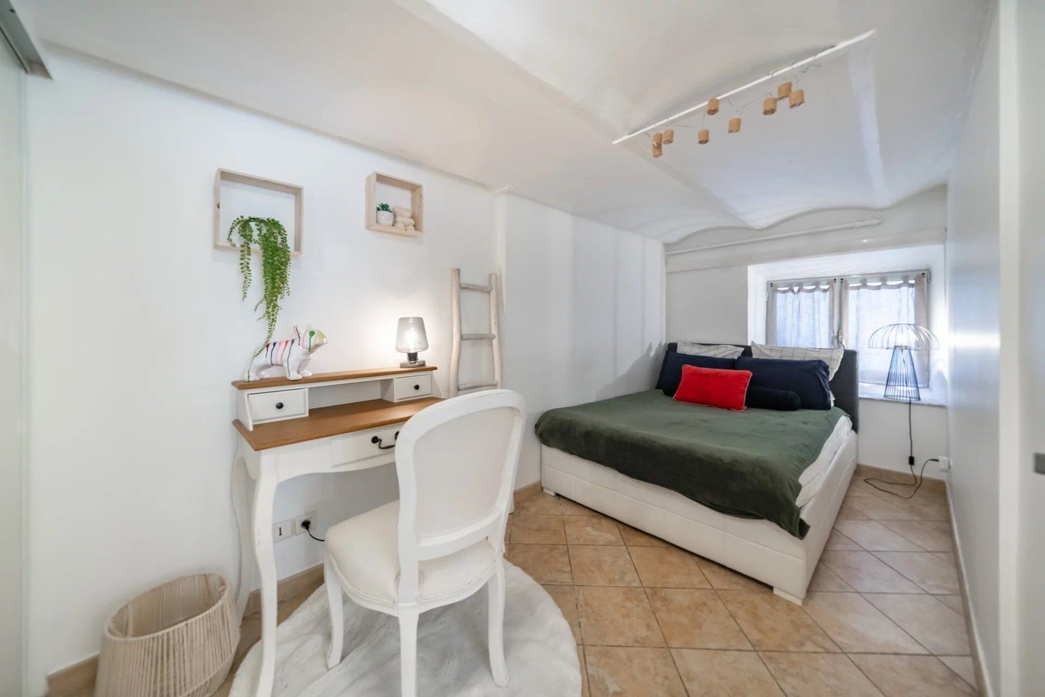 Property photo in Musicians Quarter