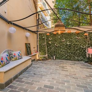 Property in Musicians Quarter