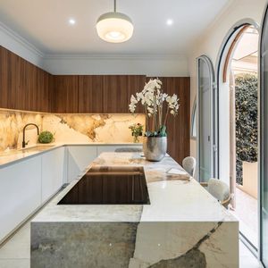 Property in Musicians Quarter