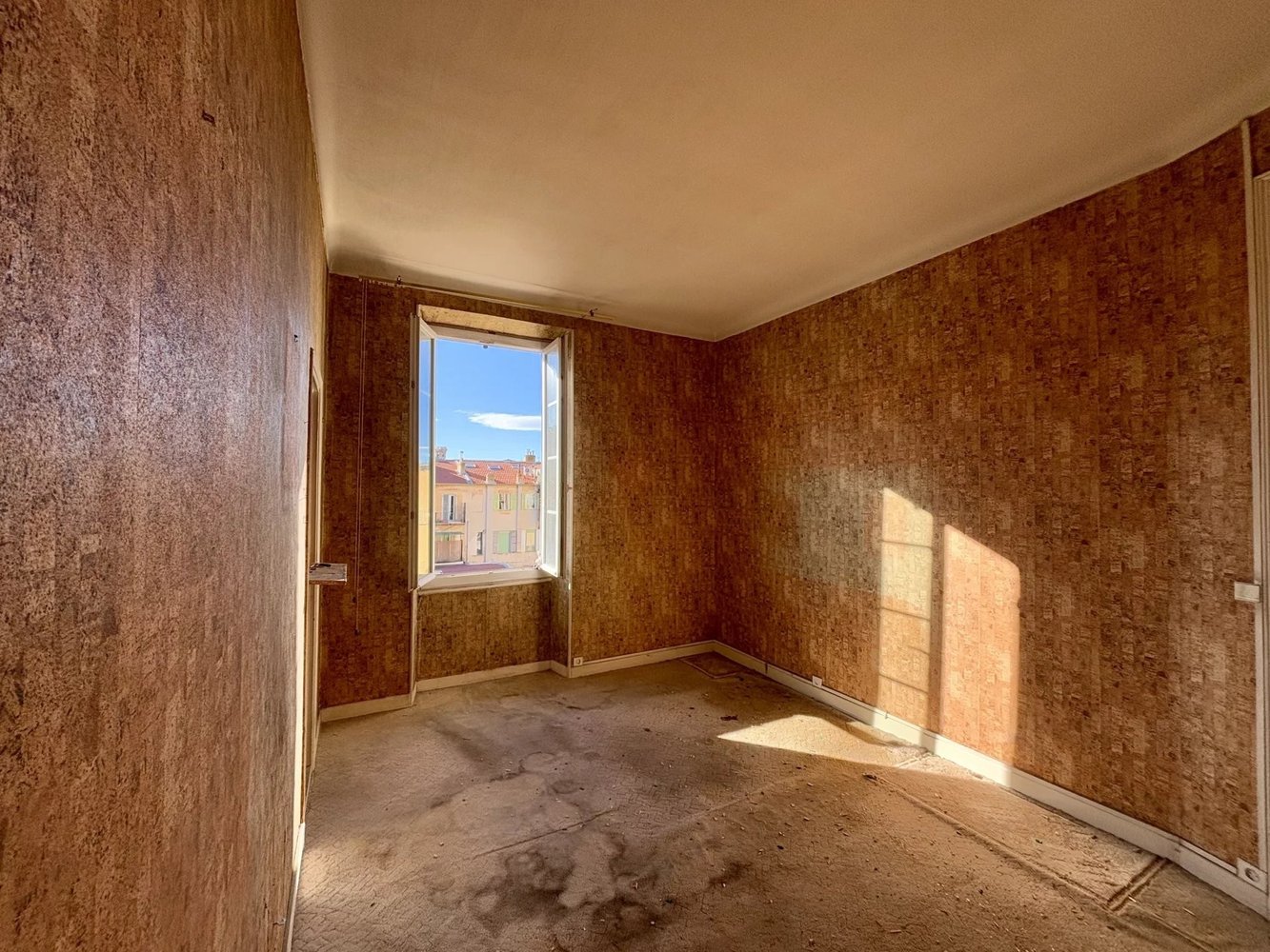 Property photo in Port