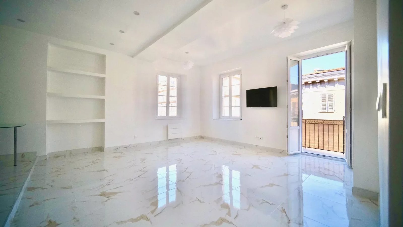 Property photo in Port