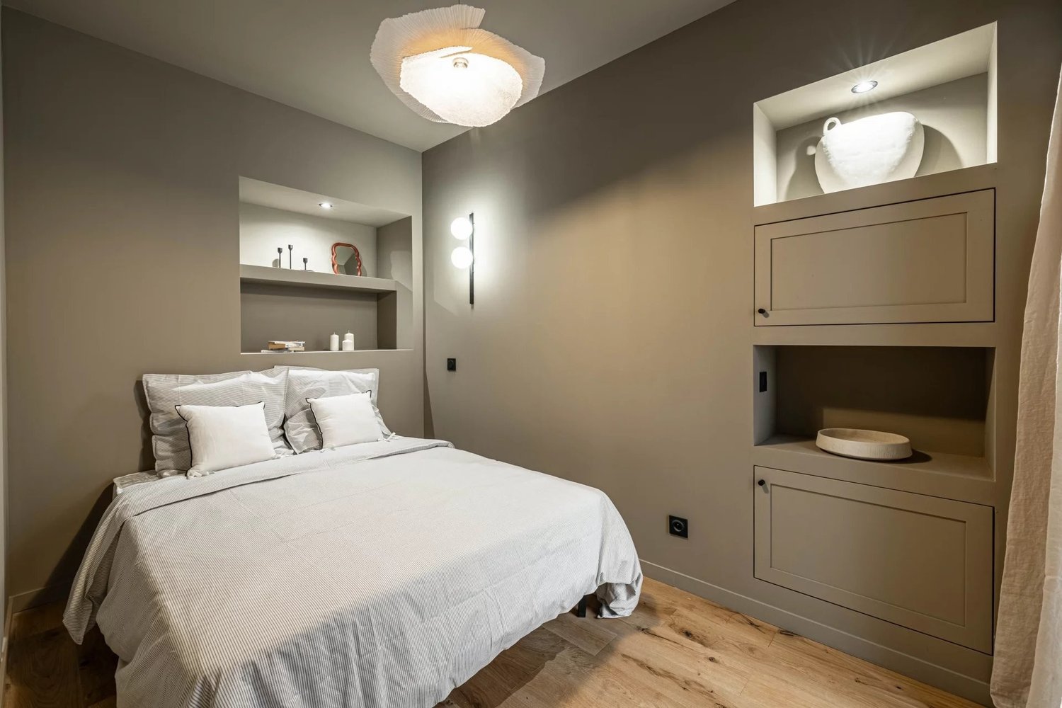 Property photo in Port