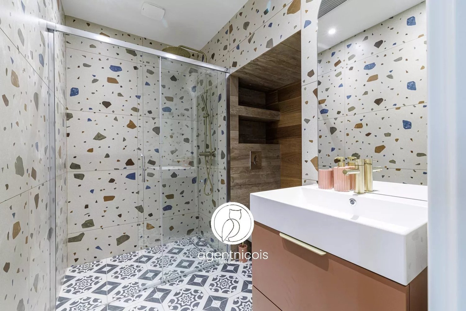 Property photo in Port