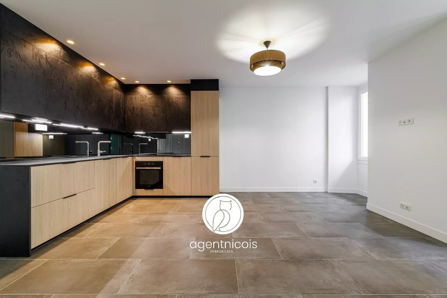 Property photo in Port