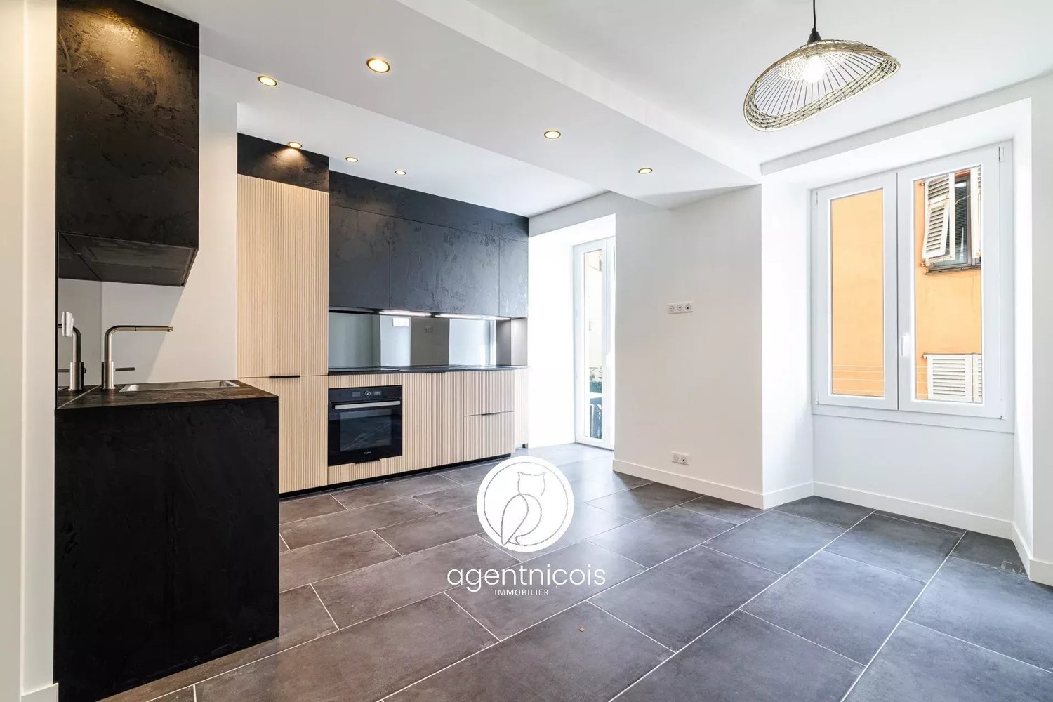 Property photo in Port