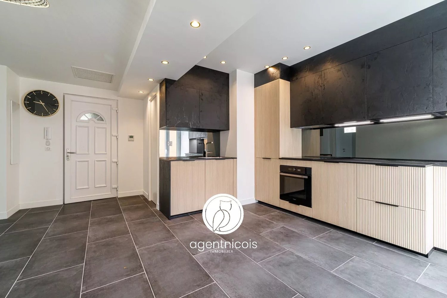 Property photo in Port