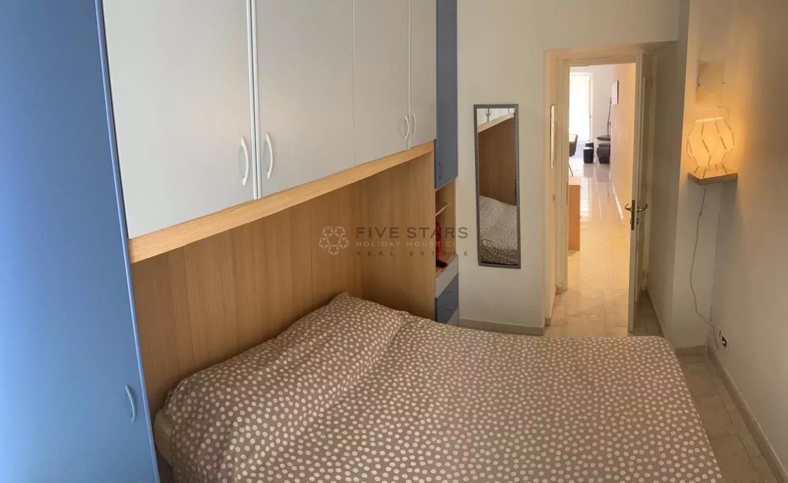Property photo in Carre d'Argent