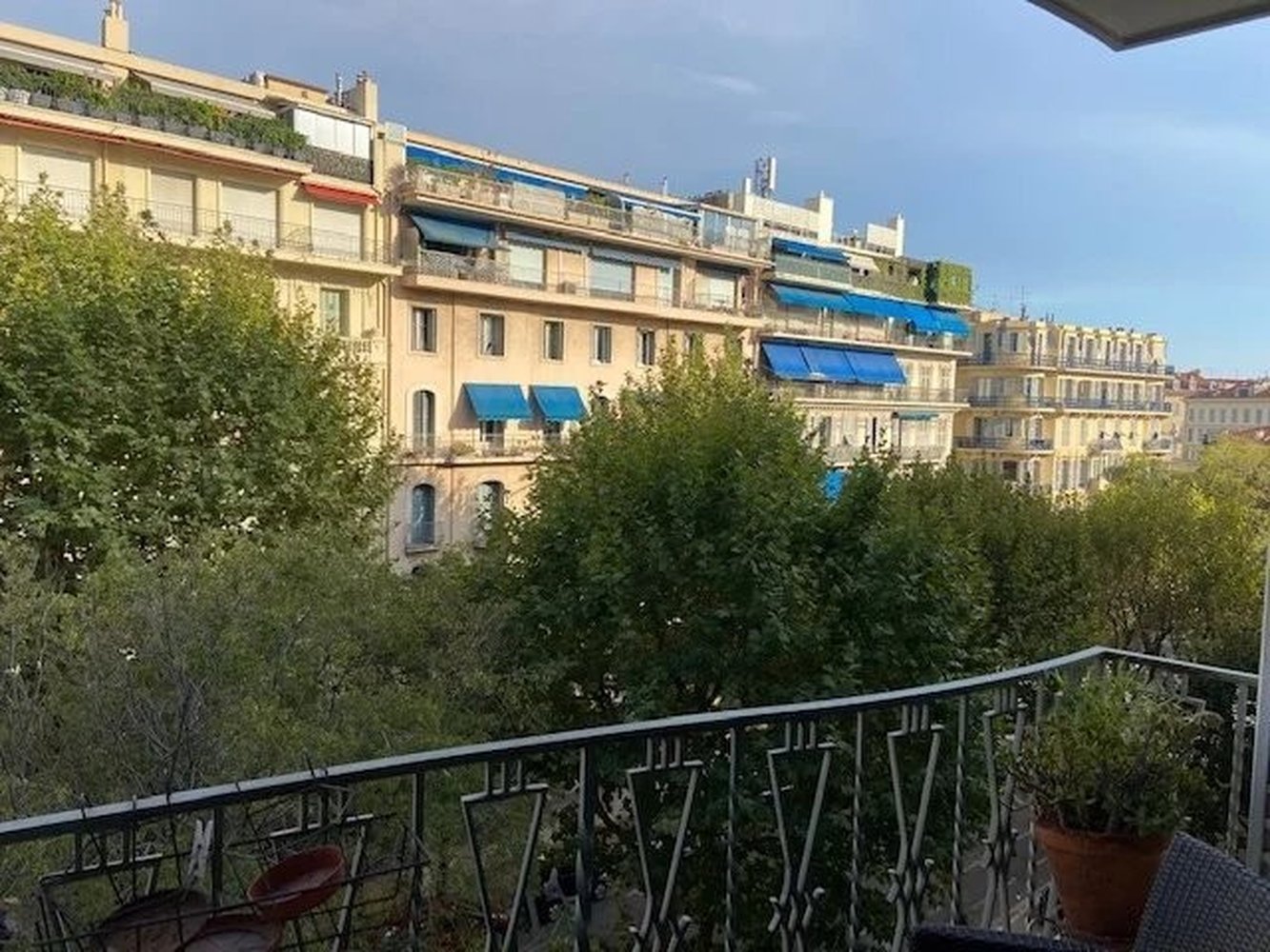 Property photo in Carre d'Argent