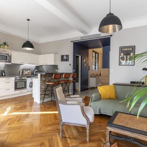 Property in Carre d'Argent