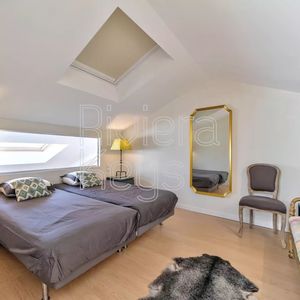 Property in Carre d'Argent