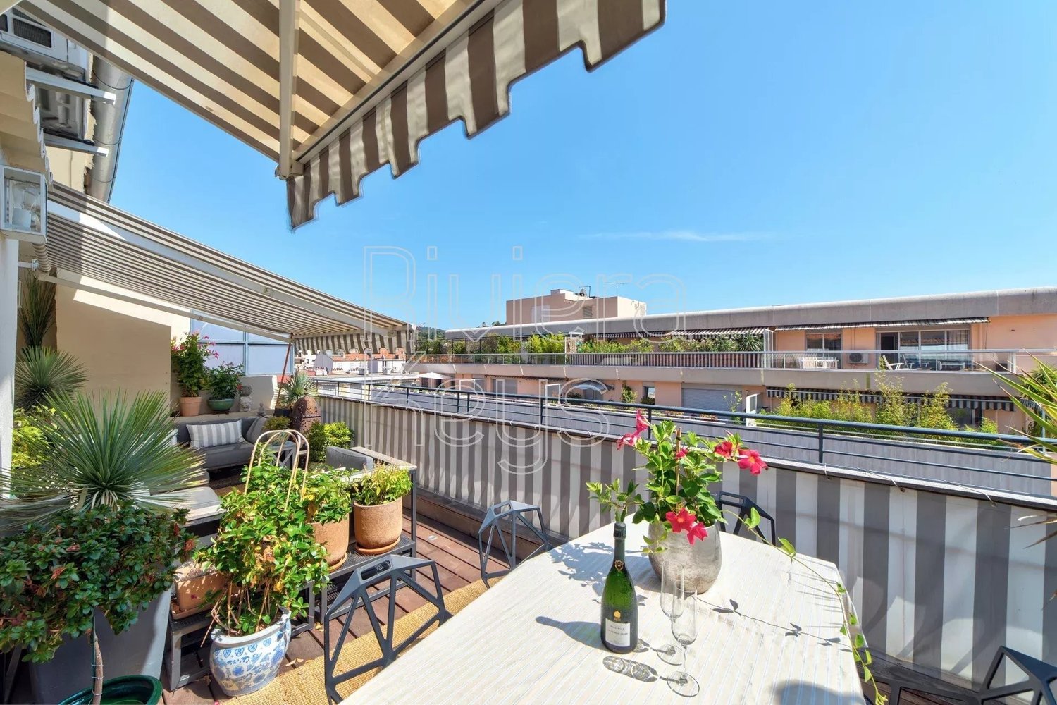 Property photo in Carre d'Argent