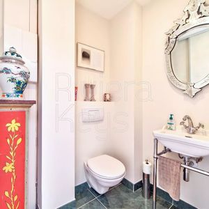 Property in Carre d'Argent