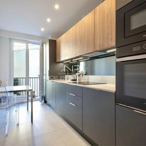 Property in Carre d'Argent