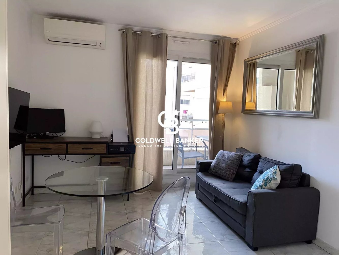 Property photo in Carre d'Argent