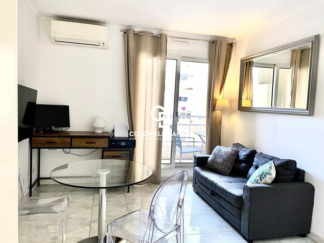 Property photo in Carre d'Argent