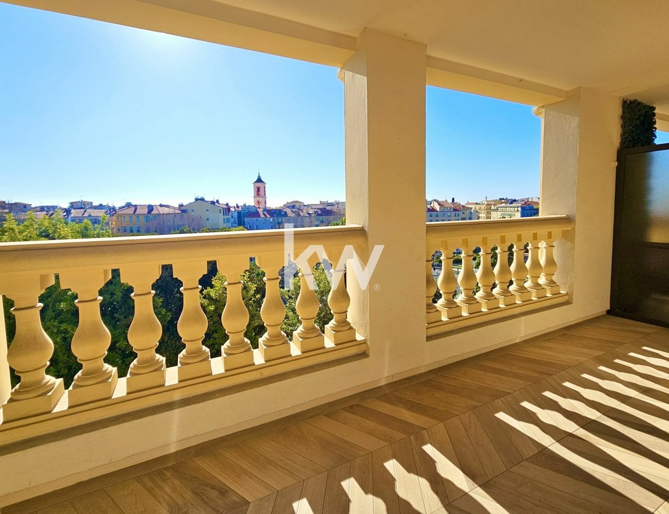 Property photo in Carre d'Argent