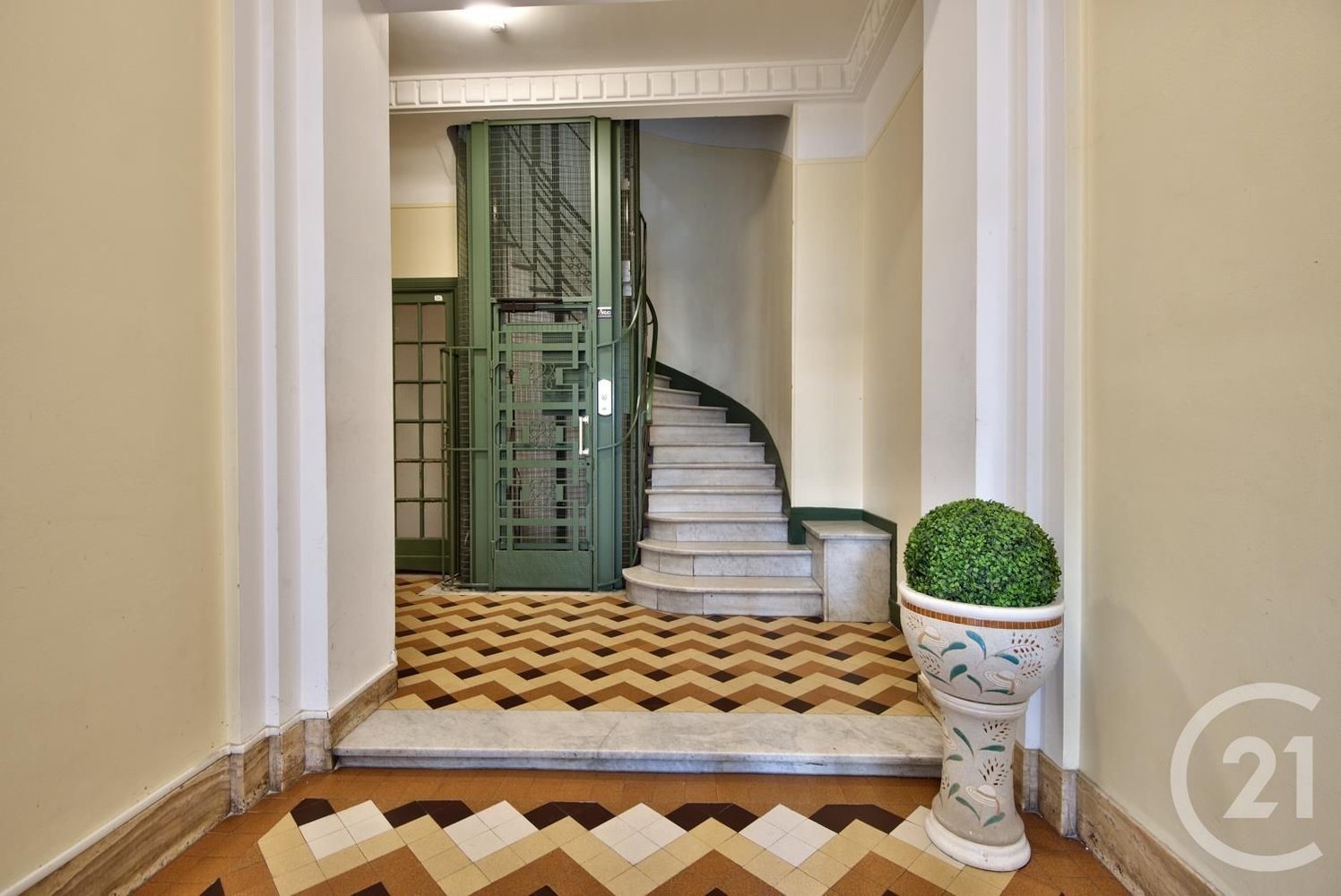 Property photo in Carre d'Argent