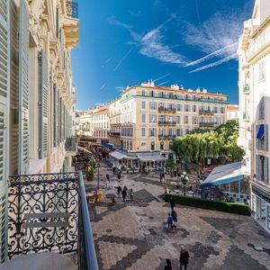 Property in Carre d'Argent