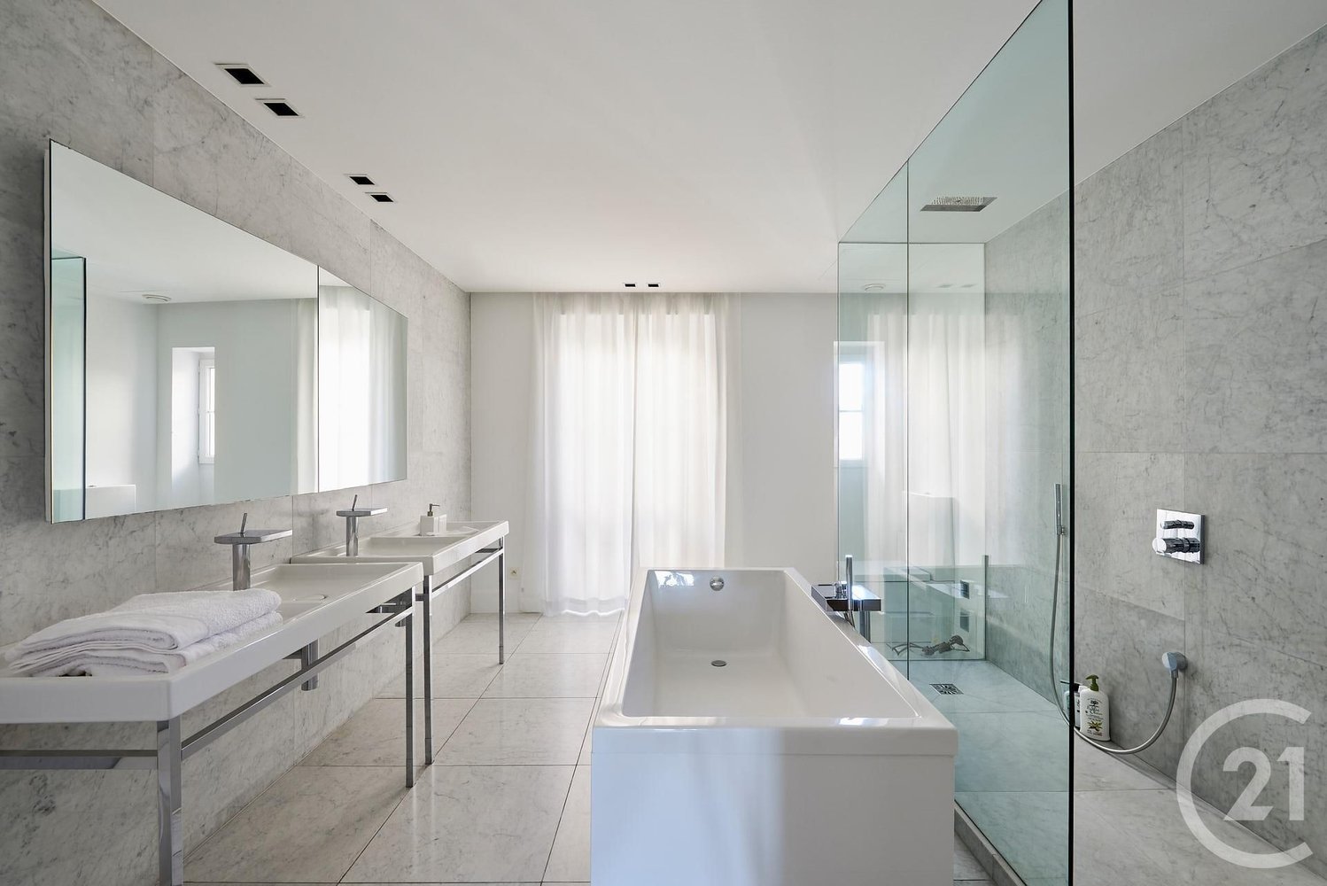 Property photo in Carre d'Argent