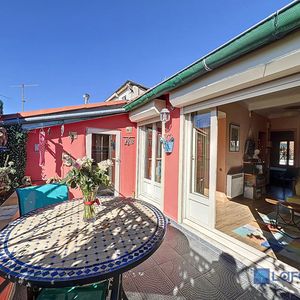 Property in Carre d'Argent