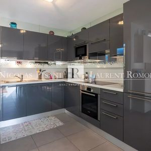 Property in Carre d'Argent