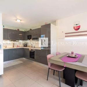 Property in Carre d'Argent