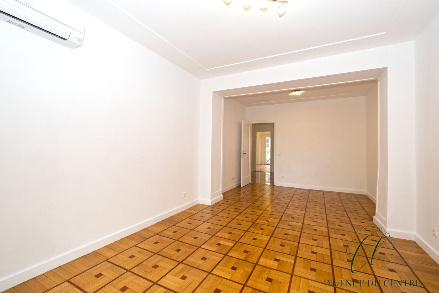 Property photo in Carre d'Argent