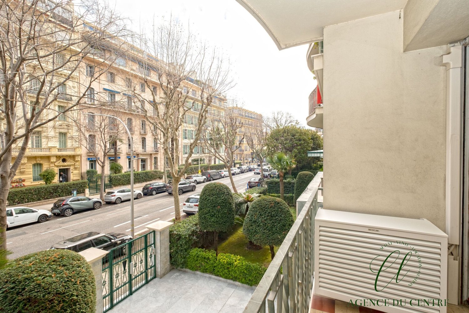 Property photo in Carre d'Argent