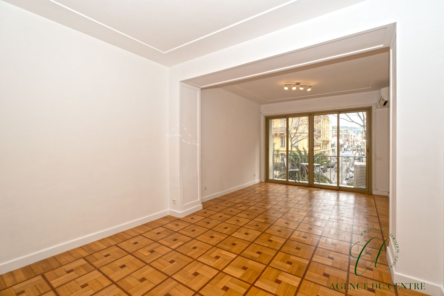 Property photo in Carre d'Argent