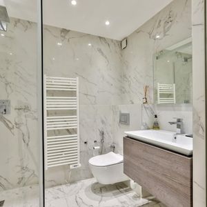 Property in Carre d'Argent