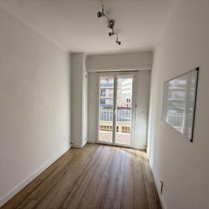 Property in Carre d'Argent