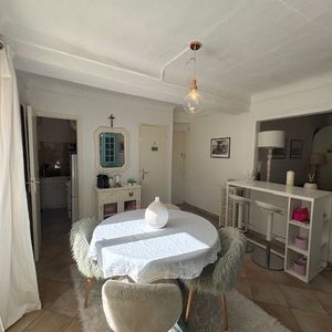 Property in Carre d'Argent