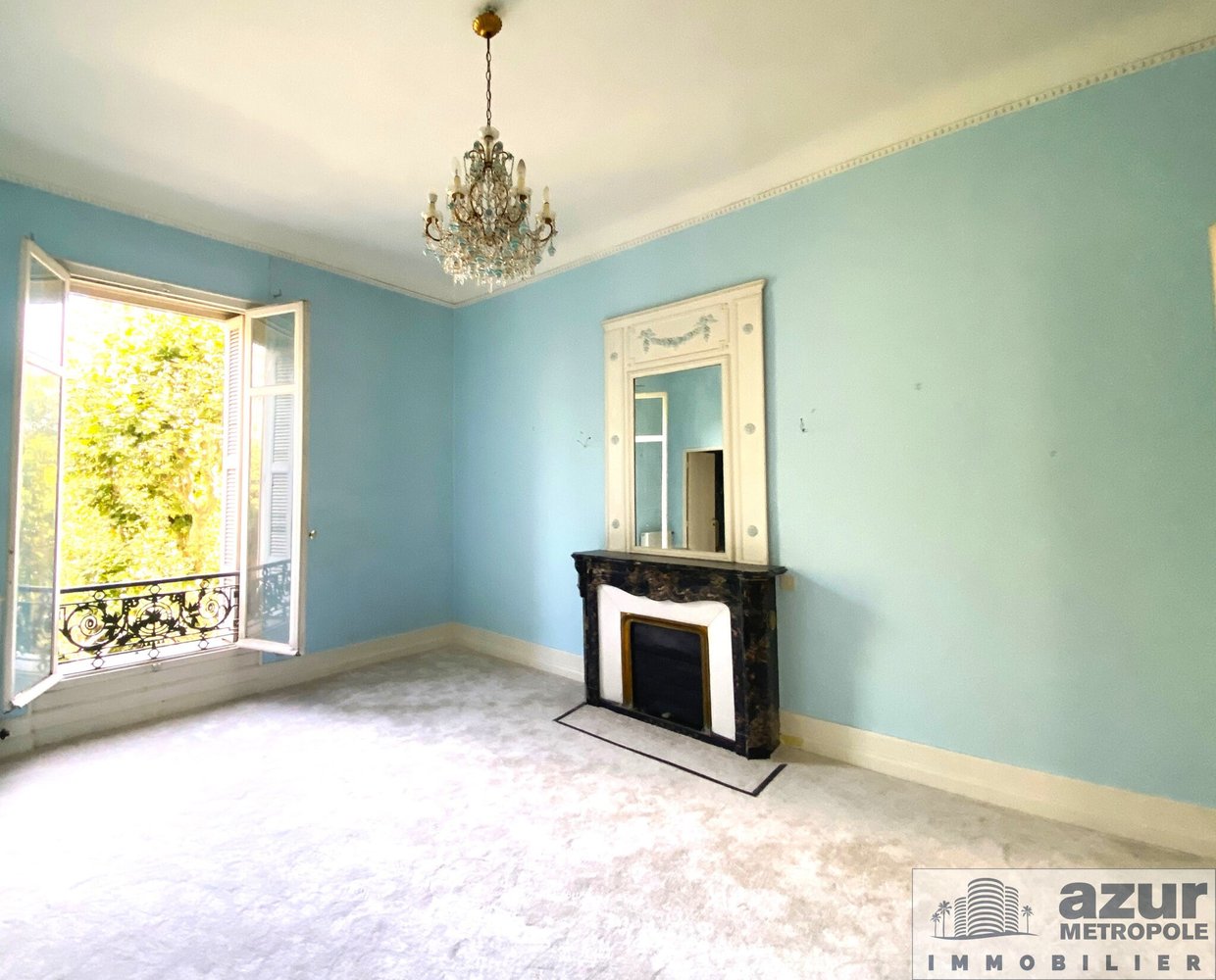 Property photo in Carre d'Or