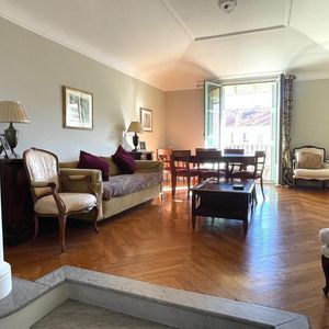 Property in Carre d'Or