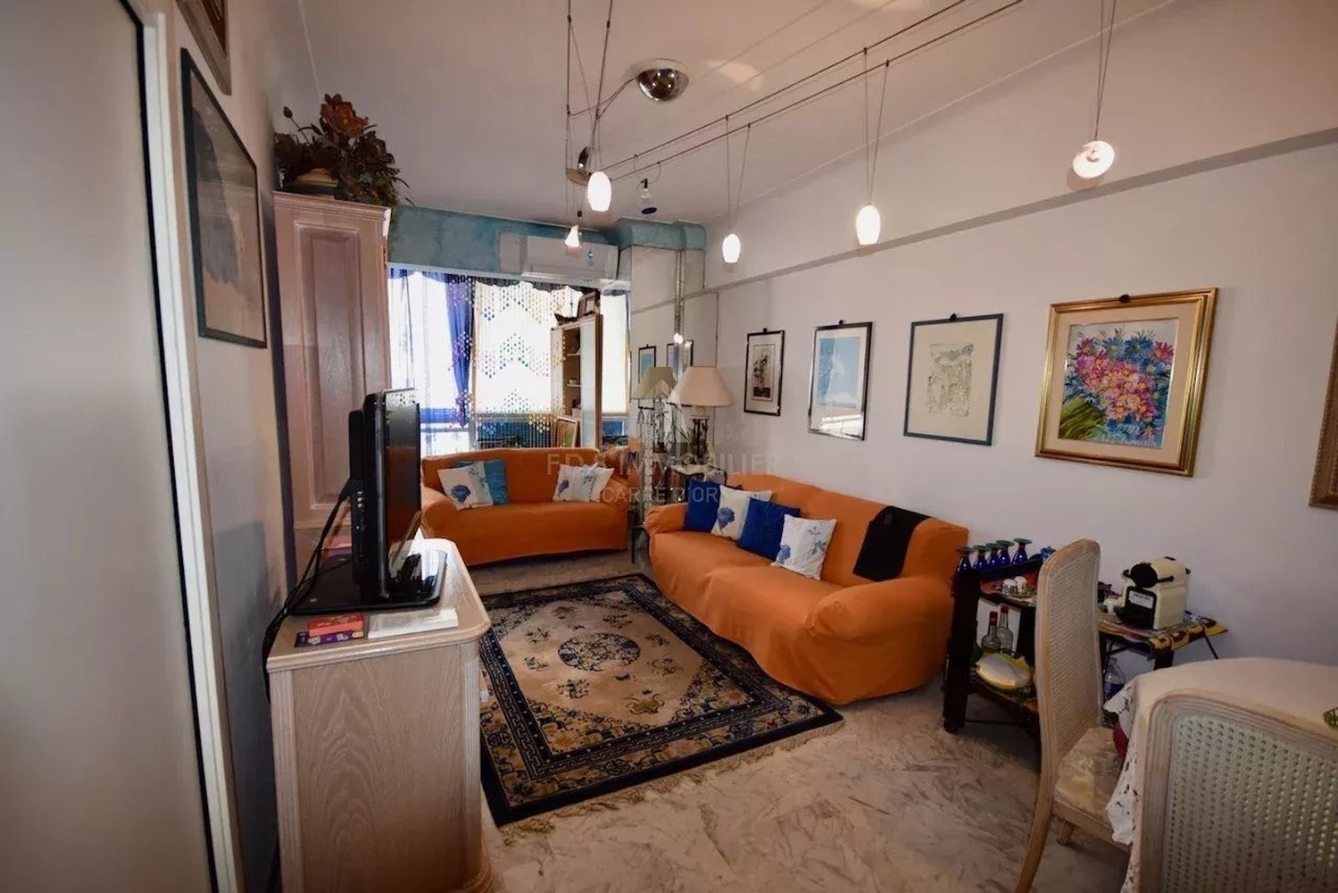 Property photo in Carre d'Or