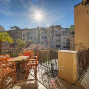 Property in Carre d'Or