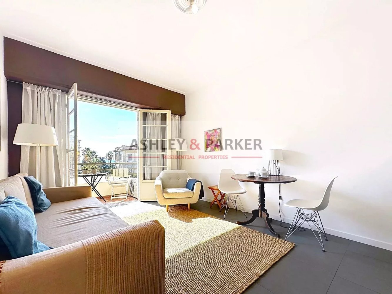 Property photo in Carre d'Or