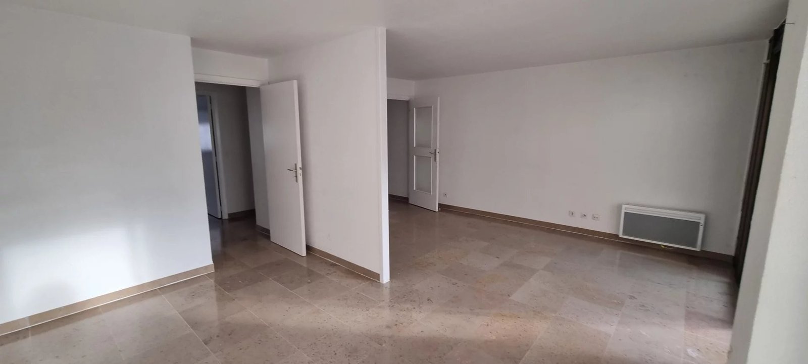 Property photo in Carre d'Or