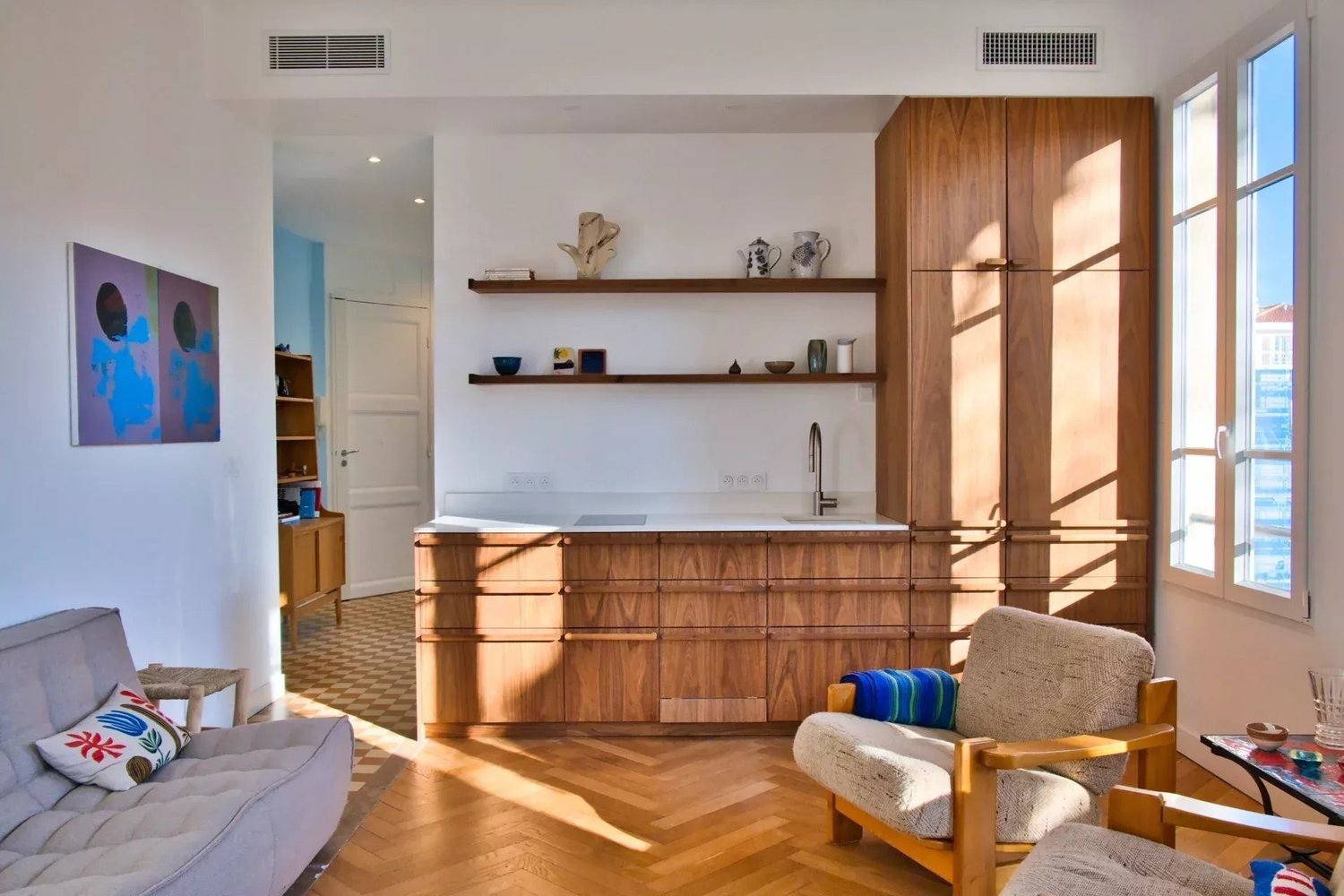 Property photo in Port