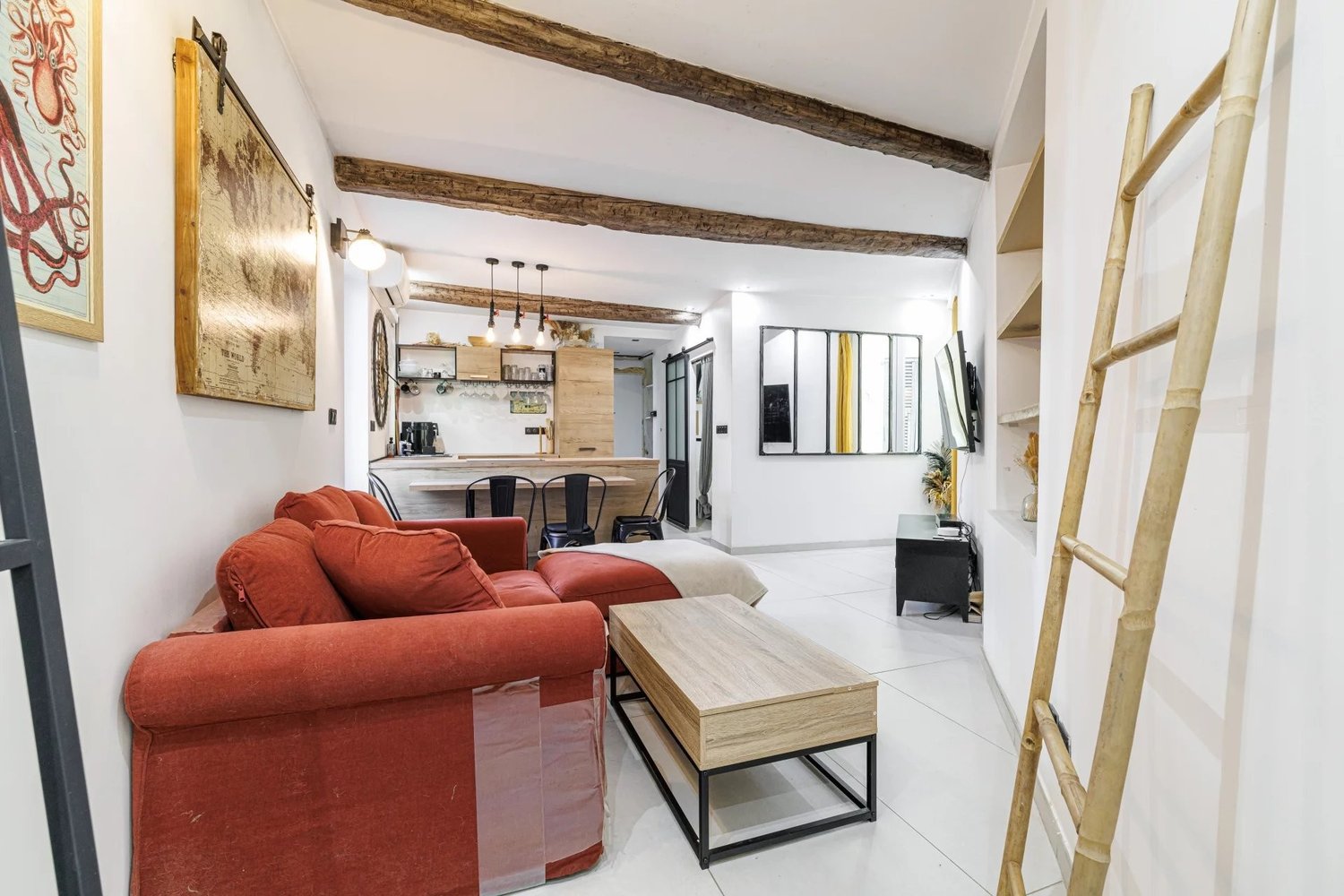 Property photo in Port