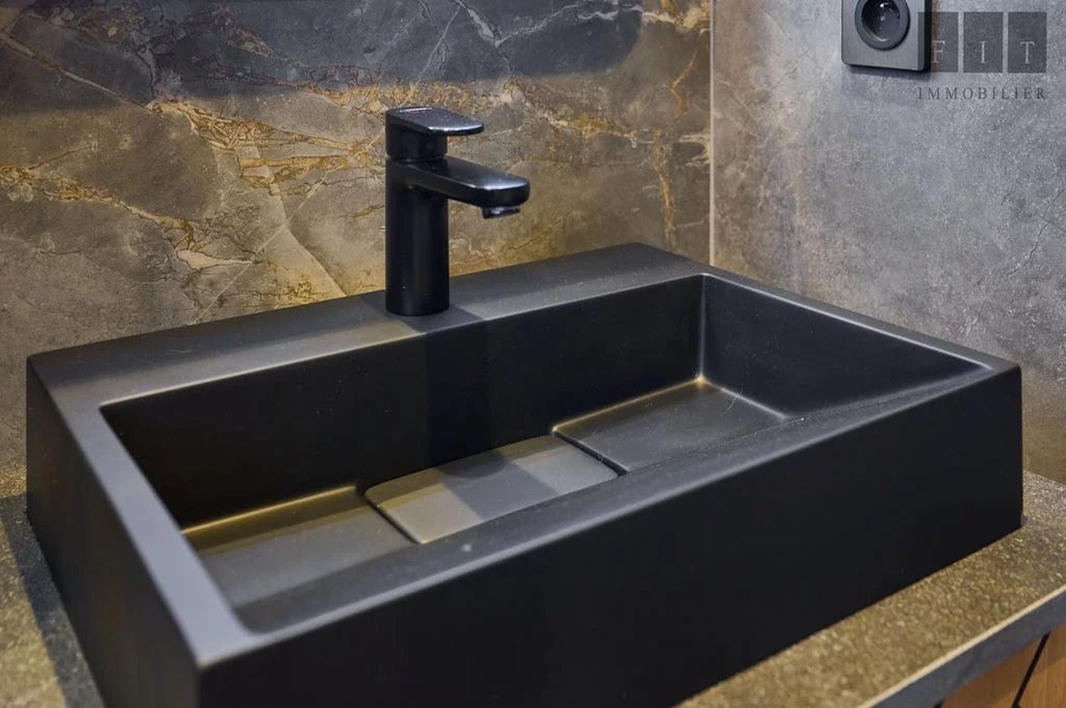 Property photo in Port