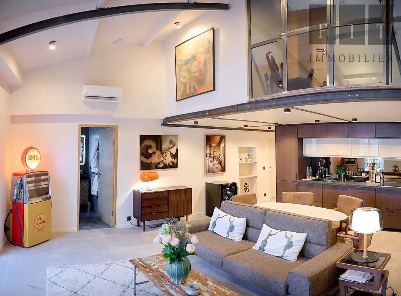 Property photo in Port