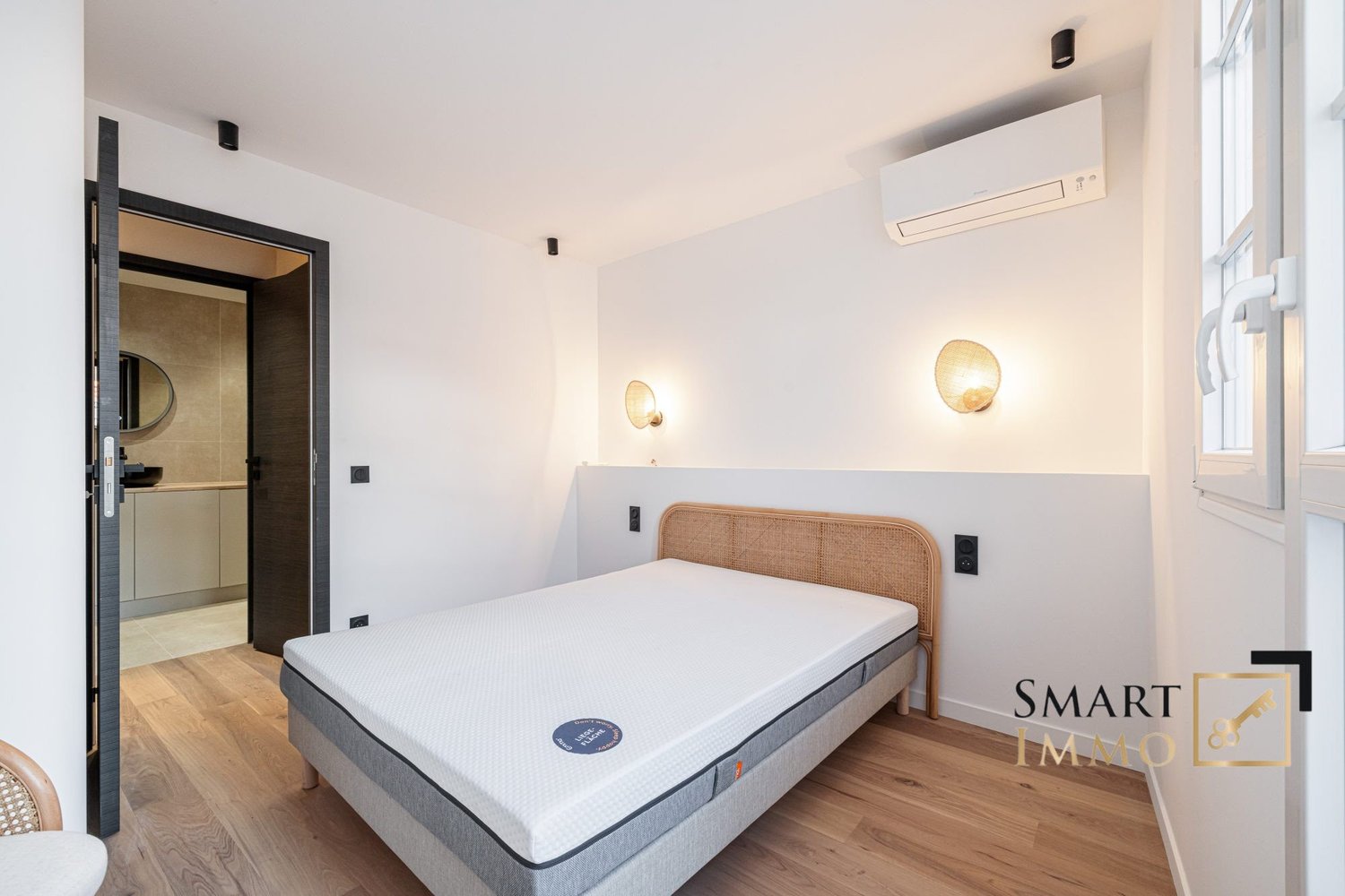 Property photo in Port